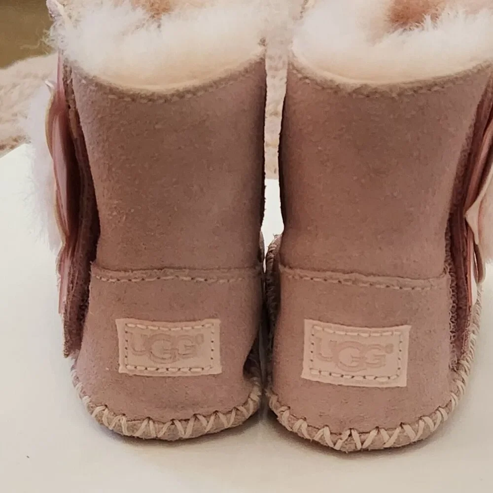 Ugg Kid’s‎ Mini Bailey II Cactus Flower Seashell Pink Boots Size 0-1